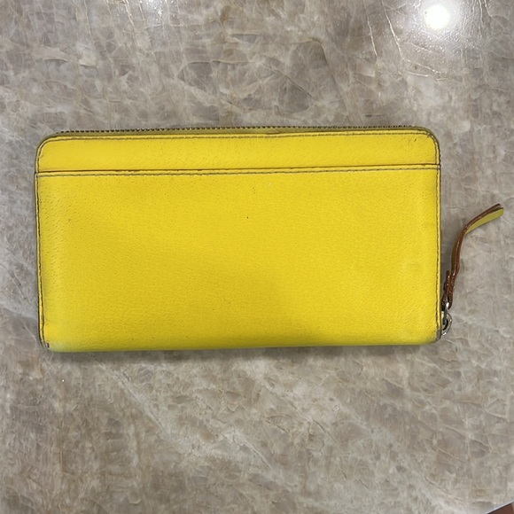 Kate Spade Wallet - Picture 2 of 7